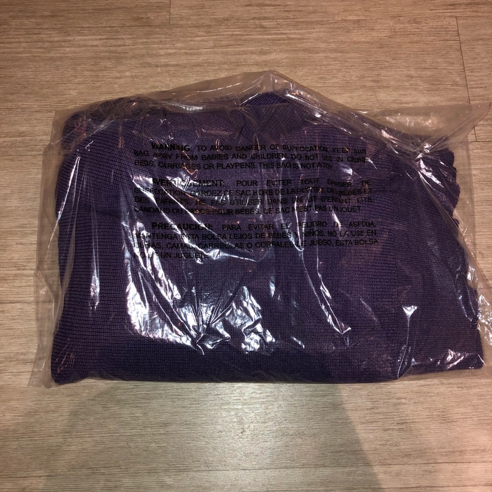Sweet Romeo Collared Pullover - Picture 6 of 6